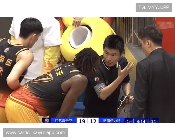 新疆暴击 35 分，全队进入无双模式